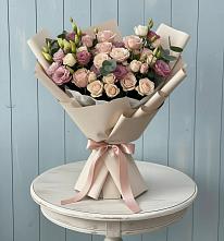 Букет цветов из:  Розы и Лизиантусы в Шали