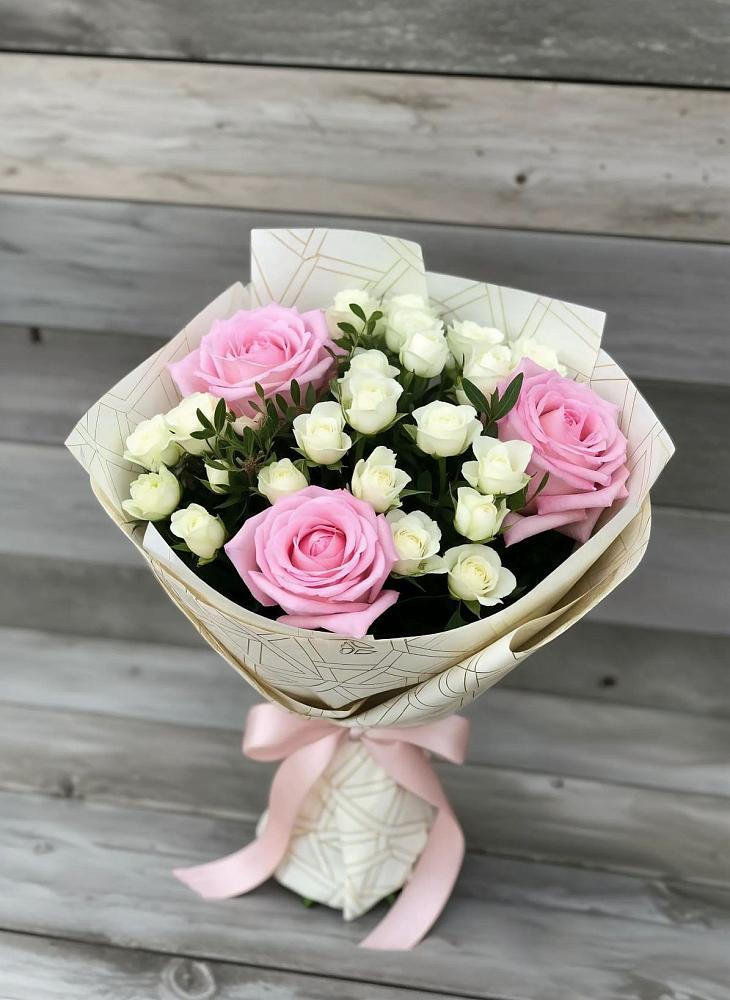 Букет цветов из: Розы в Шали