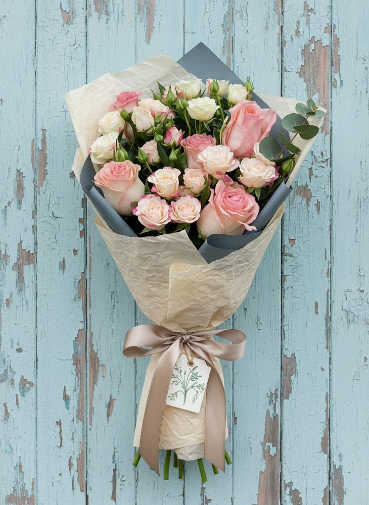 Букет цветов из: Розы в Шали