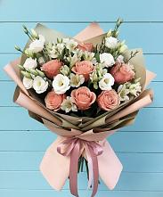 Букет цветов из:  Розы, Альстромерии и Лизиантусы #REPLACE_PRED# Шали