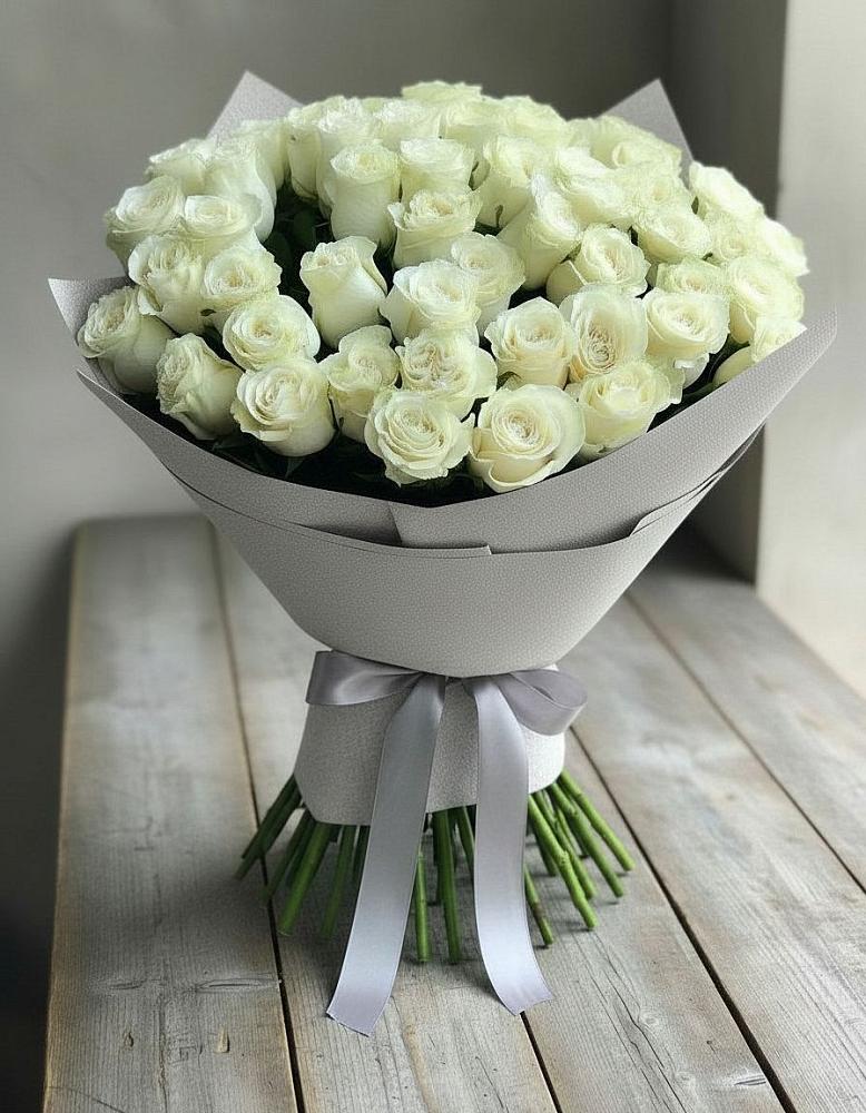 Букет 35 Белых роз в Шали