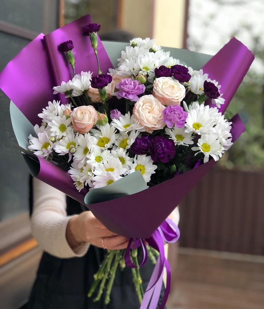 Букет цветов из: Хризантемы, Гвоздики и Розы в Шали