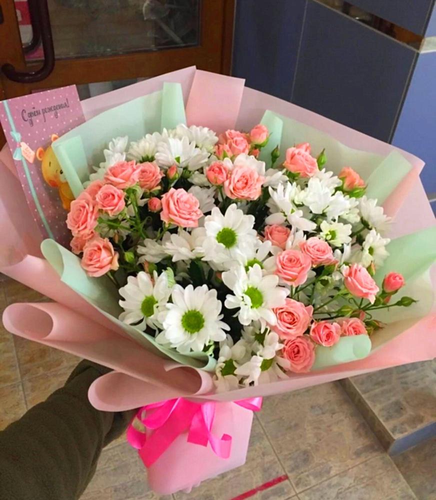 Букет цветов из: Розы и Хризантемы в Шали