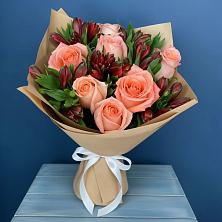 Букет цветов из:  Розы и Альстромерии в Шали