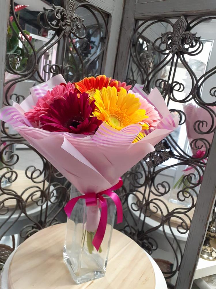 Букет цветов из: Герберы в Шали