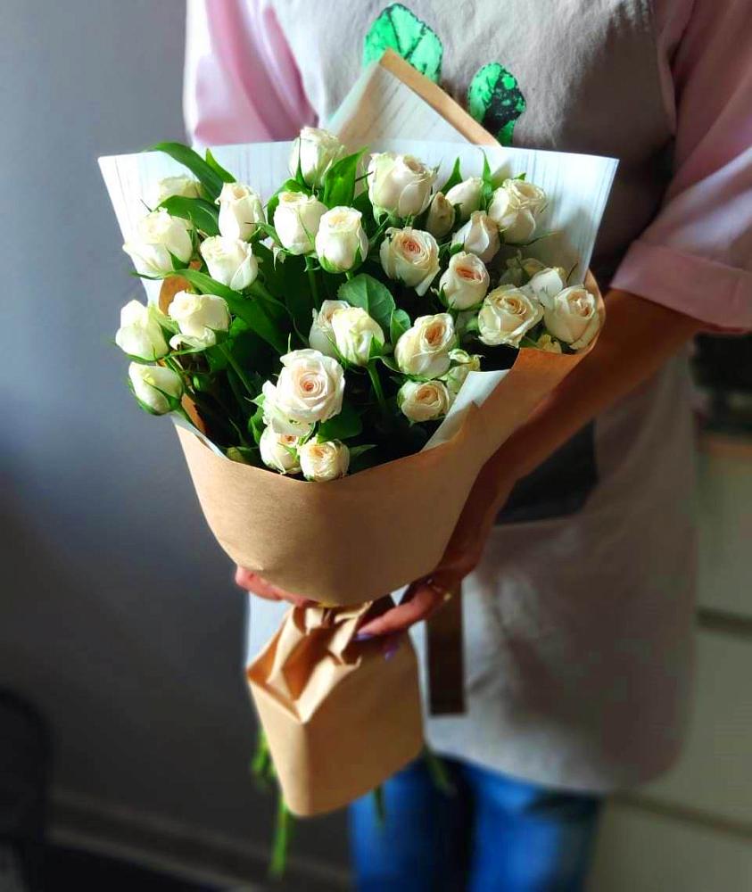 Букет цветов из: Розы в Шали