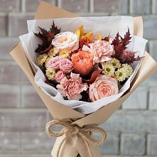 Букет цветов из:  Гвоздики, Хризантемы и Розы в Шали