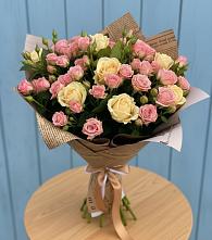 Букет цветов из:  Розы в Шали