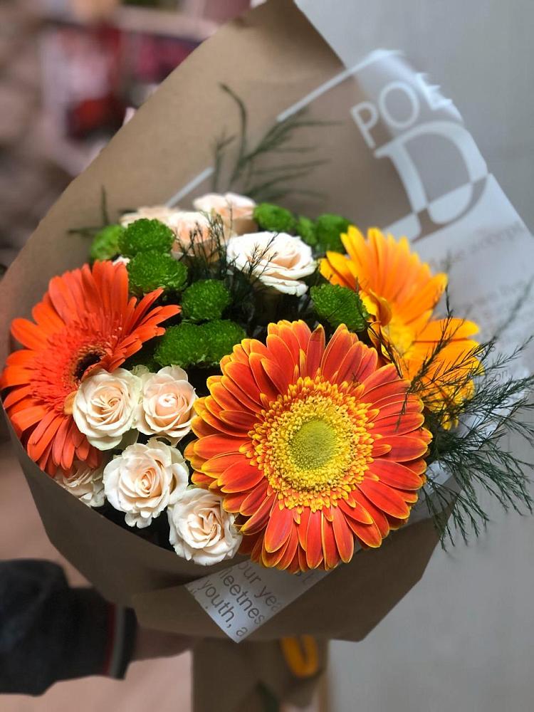 Букет цветов из: Герберы, Хризантемы и Розы в Шали