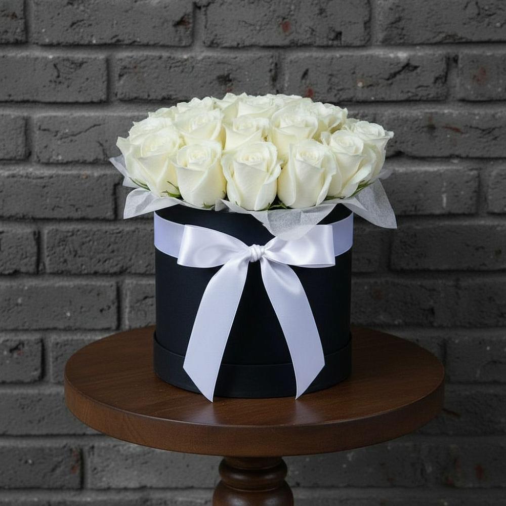 Цветочная композиция из Розы в шляпной коробке в Шали