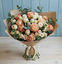 Букет цветов из:  Альстромерии и Розы в Шали
