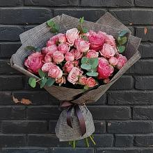 Букет цветов из:  Розы в Шали